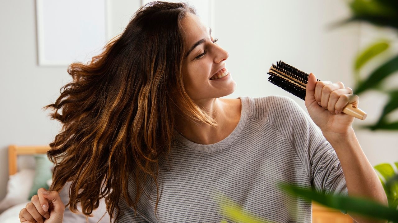 Saiba como cuidar do couro cabeludo e ter um cabelo mais saudável e bonito