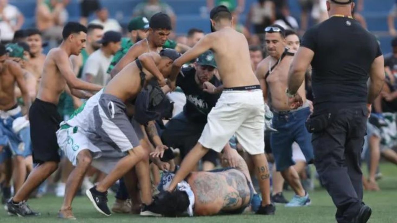 Coritiba e Cruzeiro jogarão sem torcida até o fim do Campeonato Brasileiro