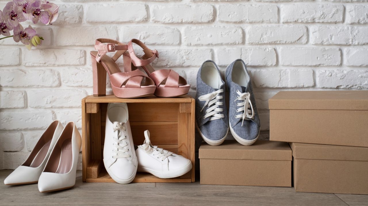 Confira cinco sapatos que serão tendências no verão 2024