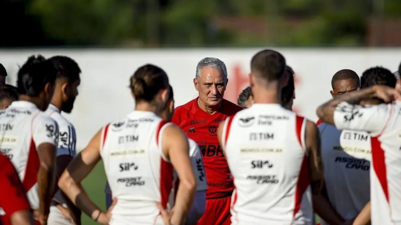 Tite opta por deixar Allan e David Luiz de fora do confronto entre Flamengo e Bragantino