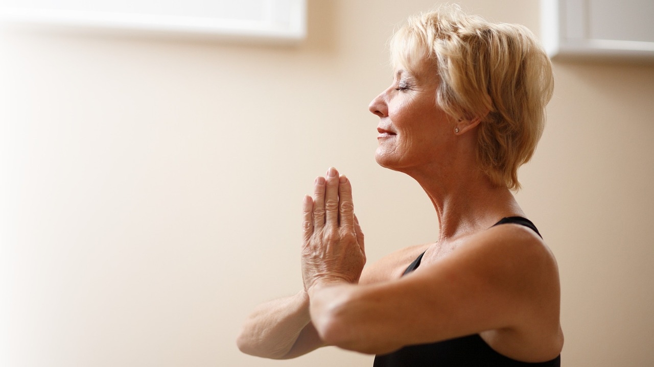 Saiba como ficam os hormônios e a saúde mental da mulher na menopausa