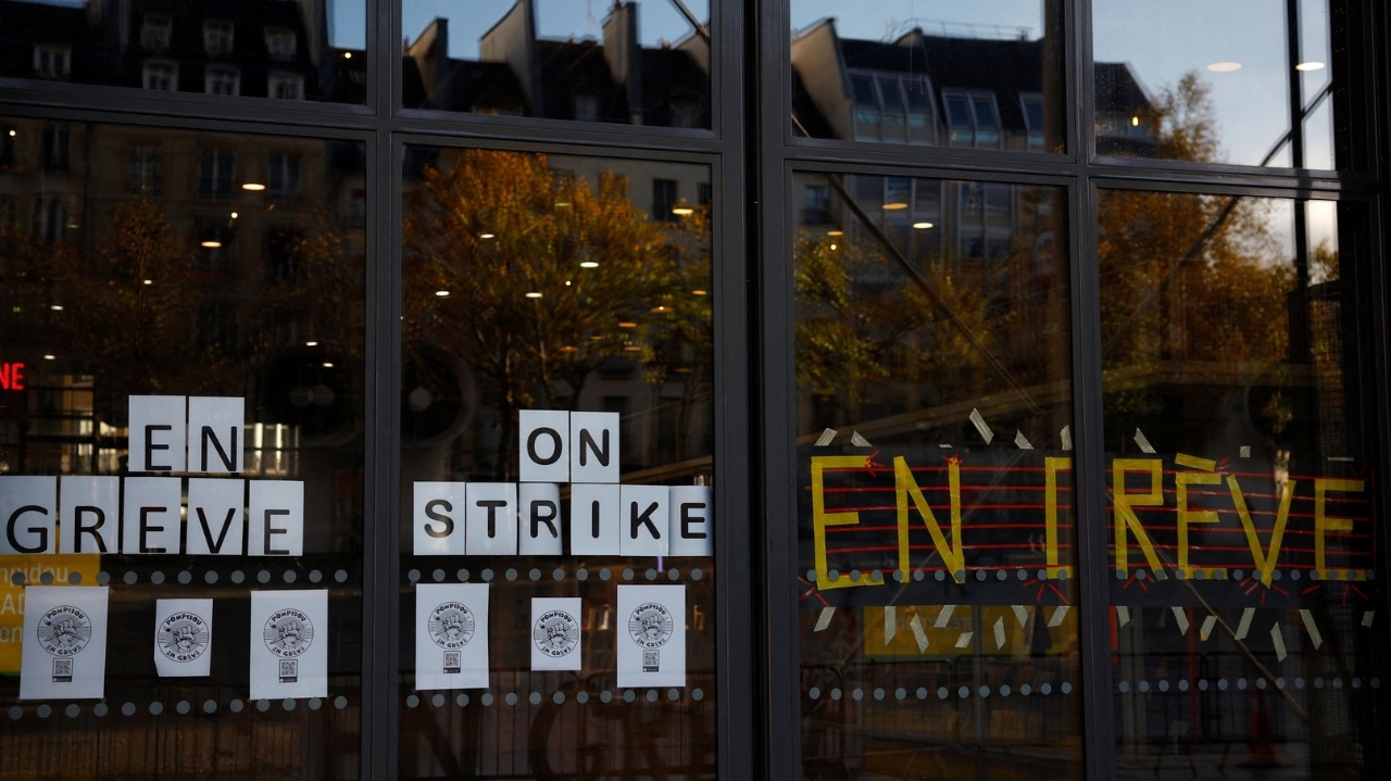 Trabalhadores entram em greve no Pompidou após anúncio de fechamento do museu