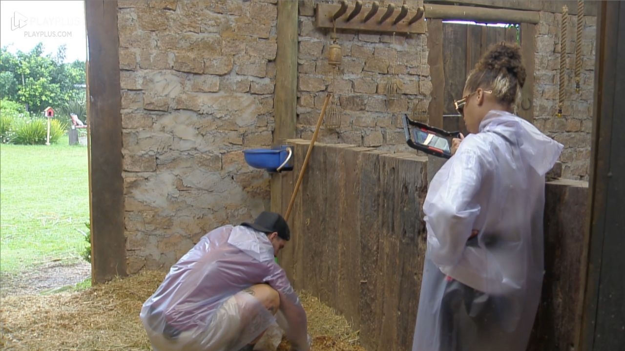 A Fazenda 15: Radamés analisa desistência de Lucas do programa