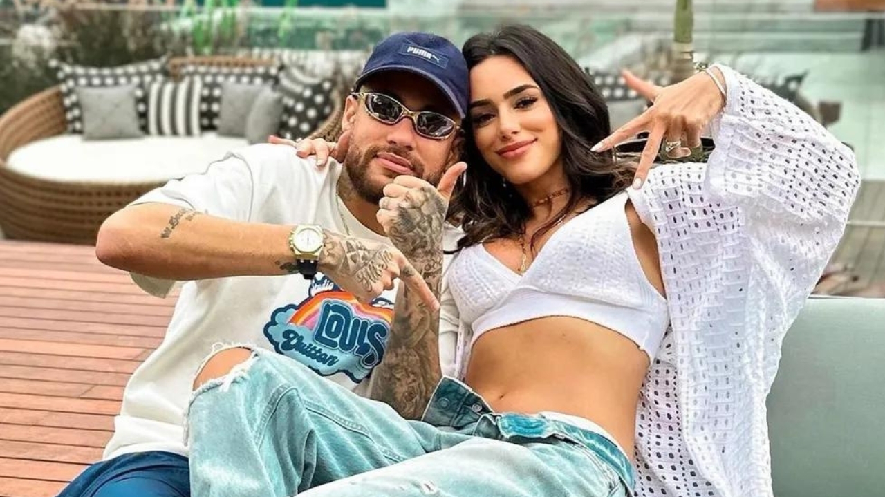 Bruna Biancardi anuncia nas redes sociais que está solteira
