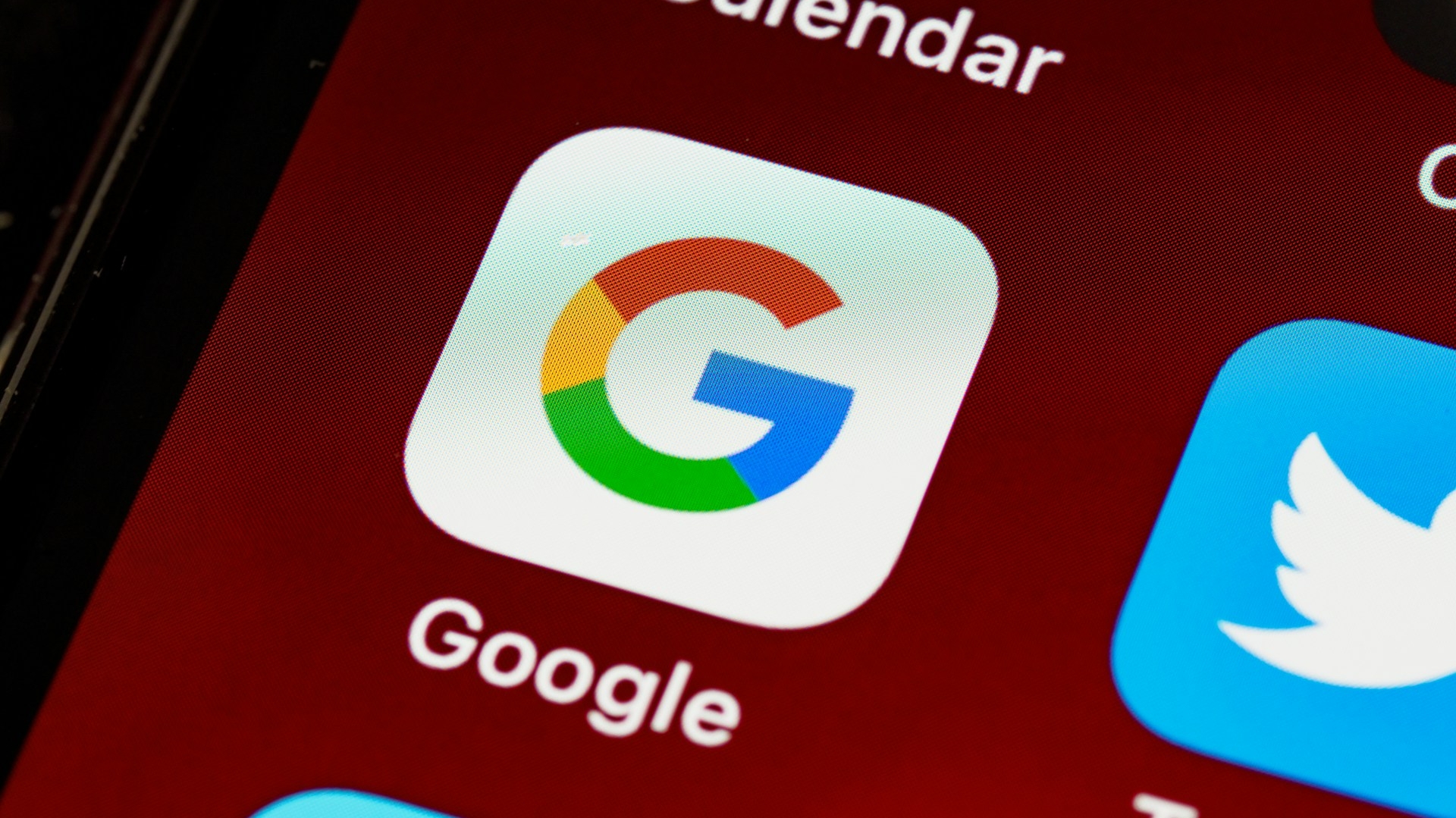 Governos vigiam usuários através de notificações em dispositivos Apple e Google
