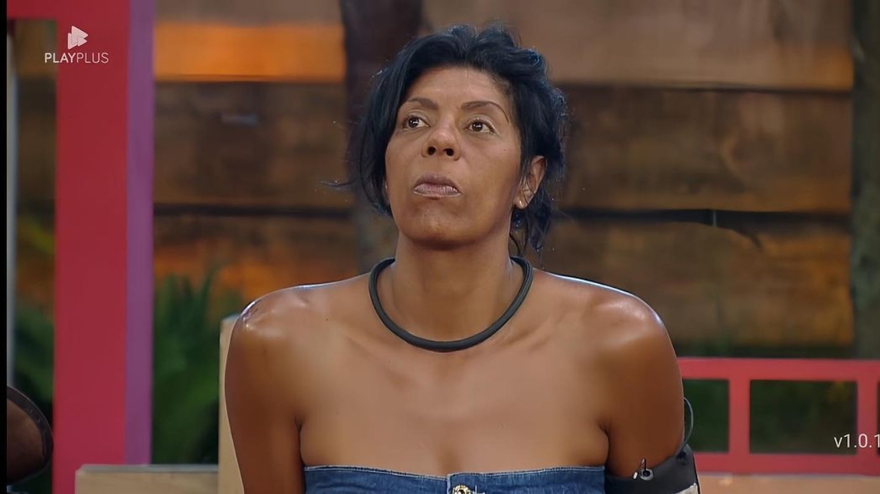 A Fazenda 15: peões criticam o jogo de Márcia Fu