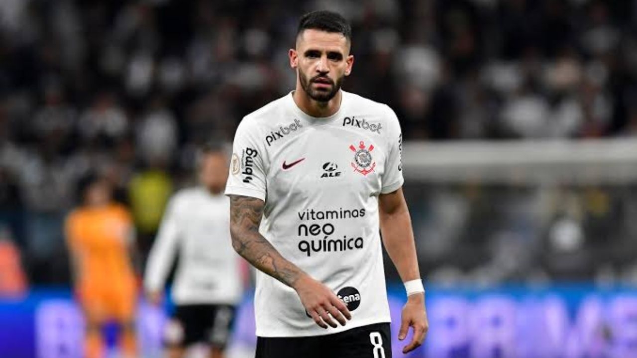 Renato Augusto faz publicação emocionante para se despedir da torcida do Corinthians