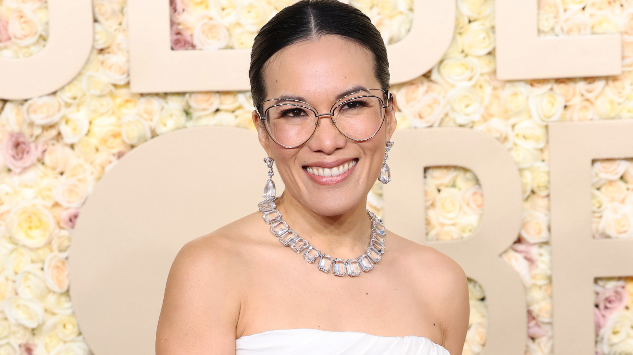 Globo de Ouro: Ali Wong vence a categoria Melhor Atriz em Série Limitada, Série Antológica ou Telefilme