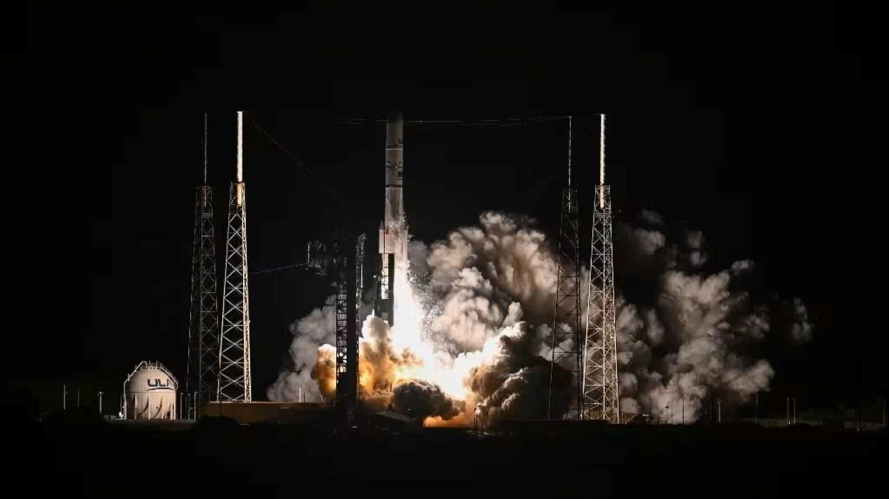 EUA lançam primeiro foguete à Lua em 51 anos