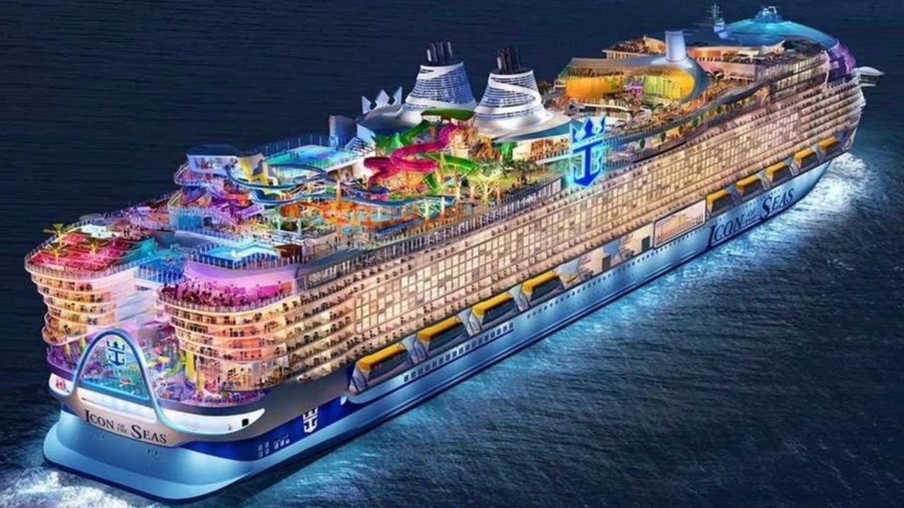 Estreia de navio 5 vezes maior que o Titanic embarca para Miami