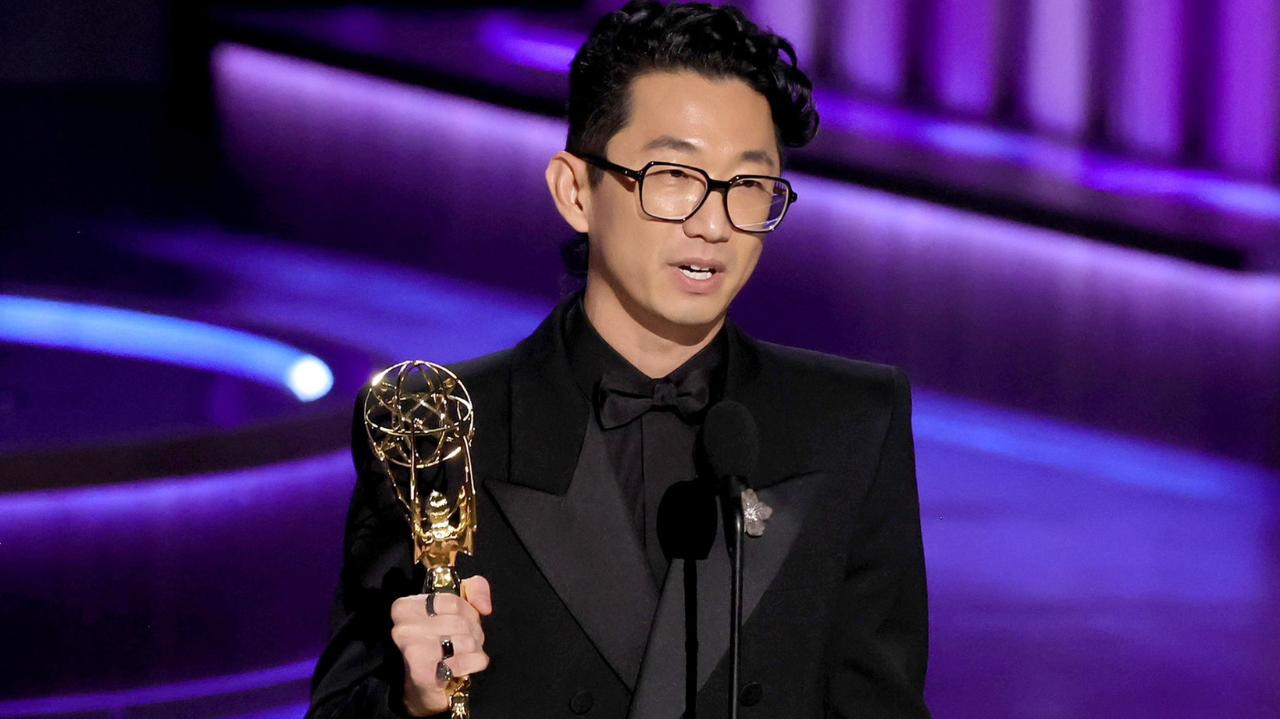 Emmy Awards: Lee Sung Jing vence a categoria Melhor Roteiro em Série Limitada, Antológica ou Telefilme