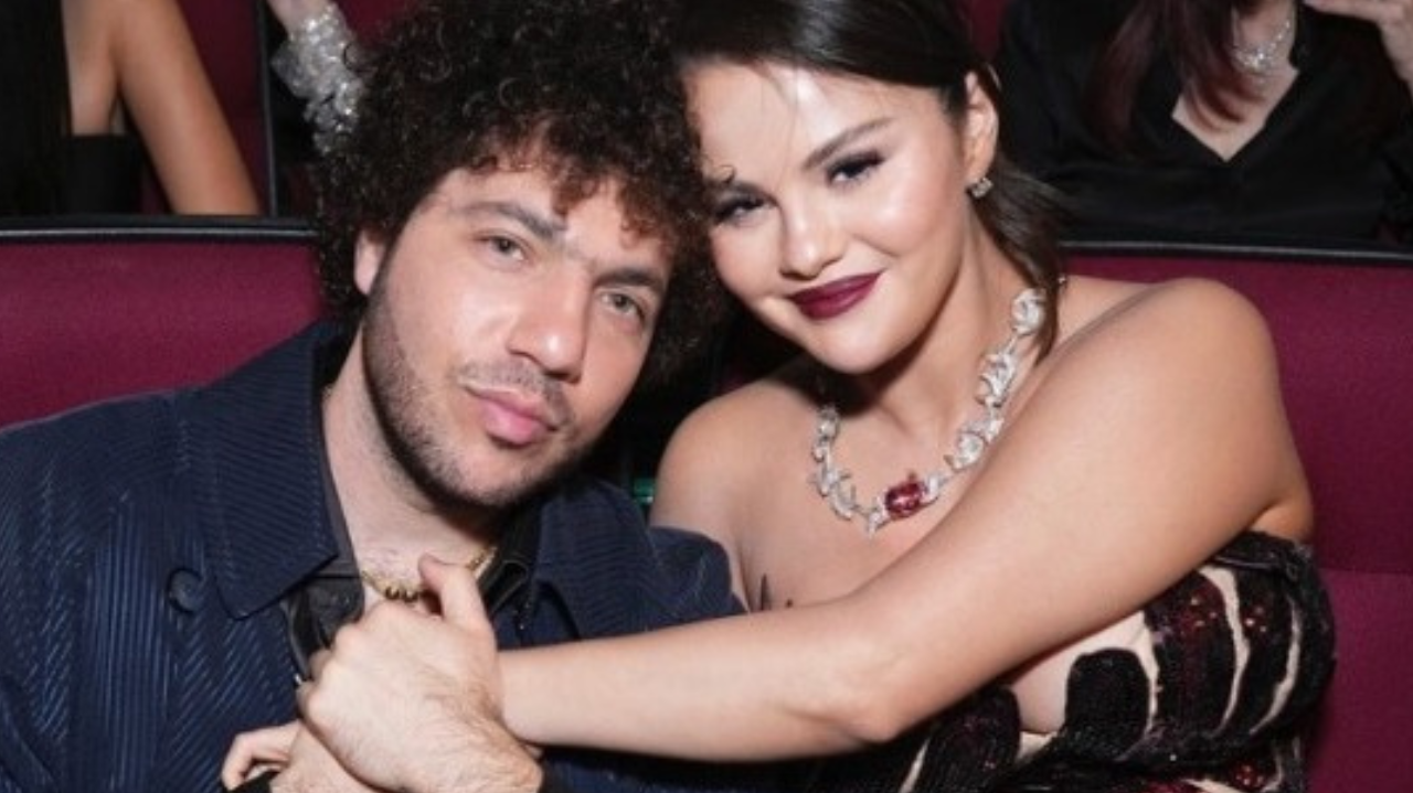 Selena Gomez aparece publicamente pela primeira vez ao lado do novo namorado