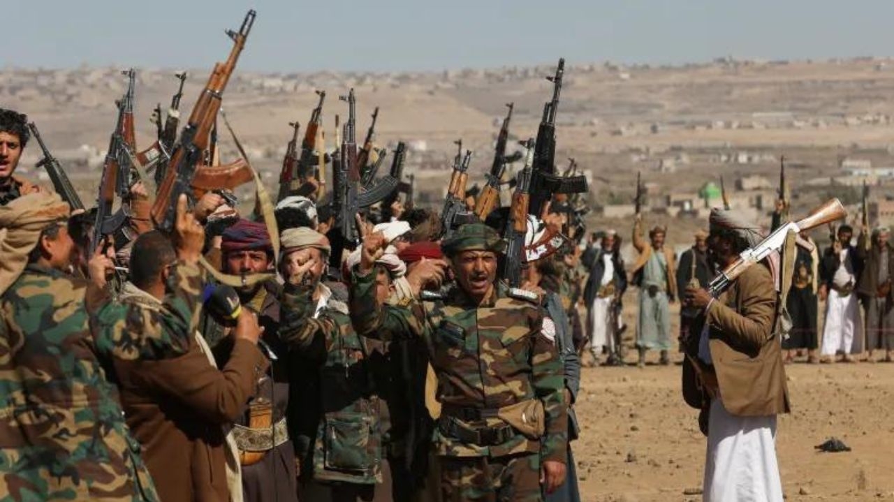Houthis são declarados como “entidade terrorista” pelos Estados Unidos