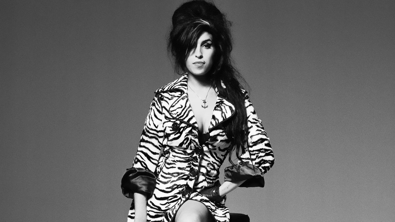 “Back To Black”: música e estilo de Amy Winehouse serão mostrados no filme