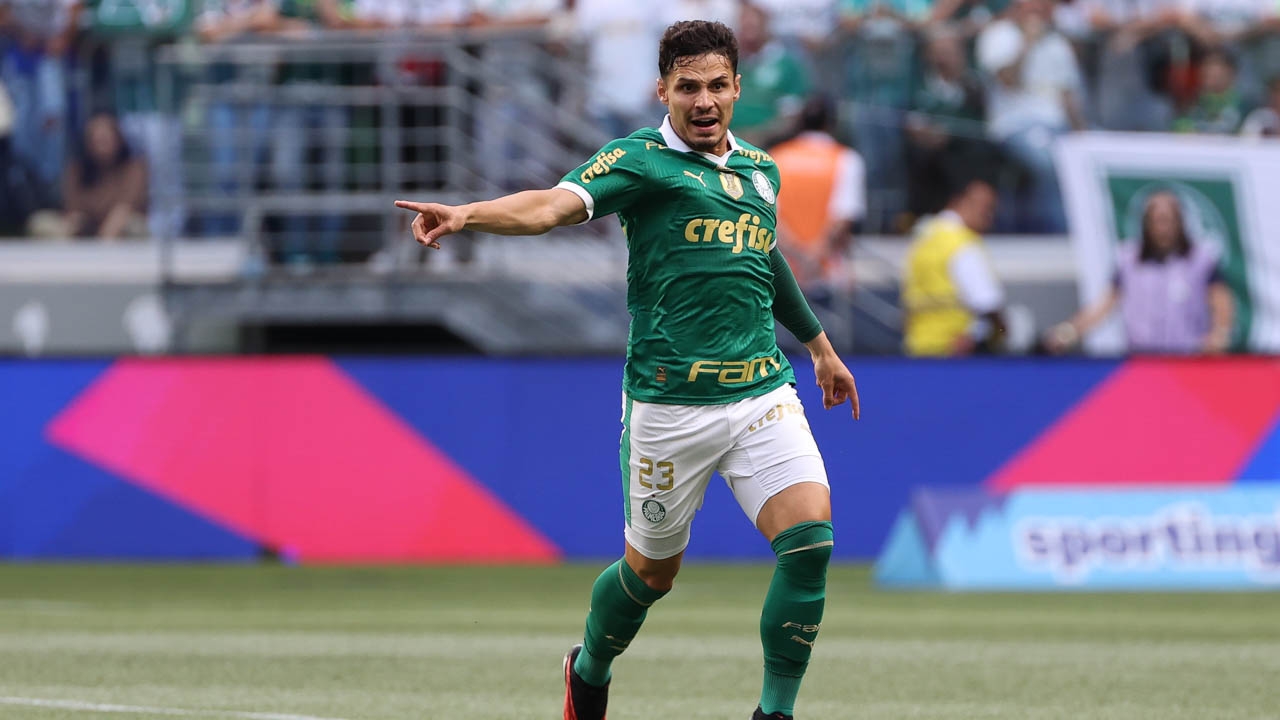 No primeiro clássico do ano, Palmeiras derrota Santos por 2×1, pelo Paulistão