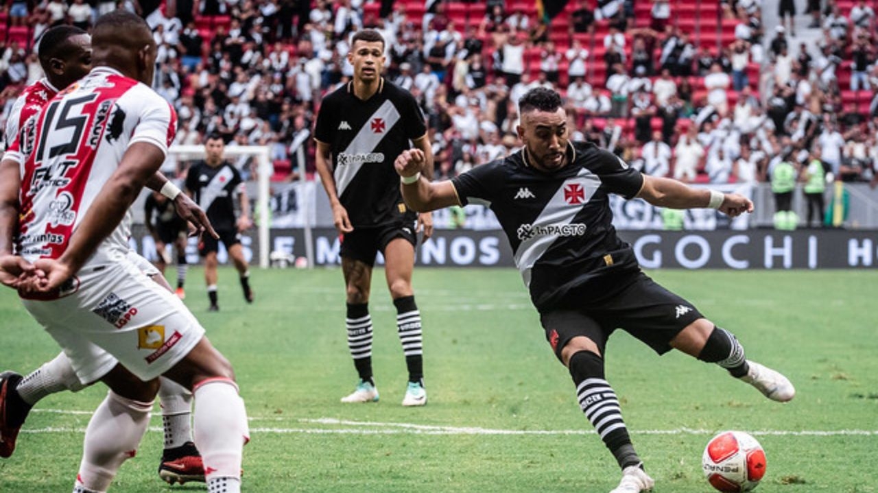 Vasco solicita punição ao árbitro da partida contra o Bangu