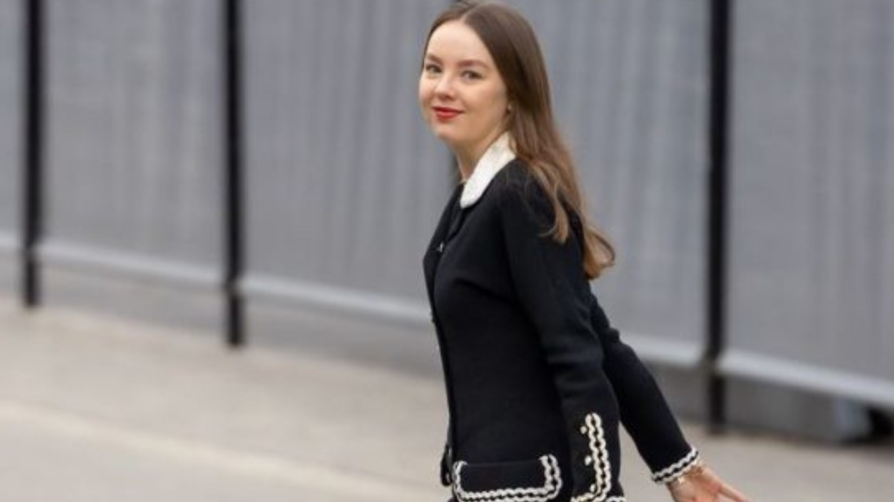 Princesa Alexandra pega emprestado o vestido Chanel vintage da mãe, Princesa Caroline