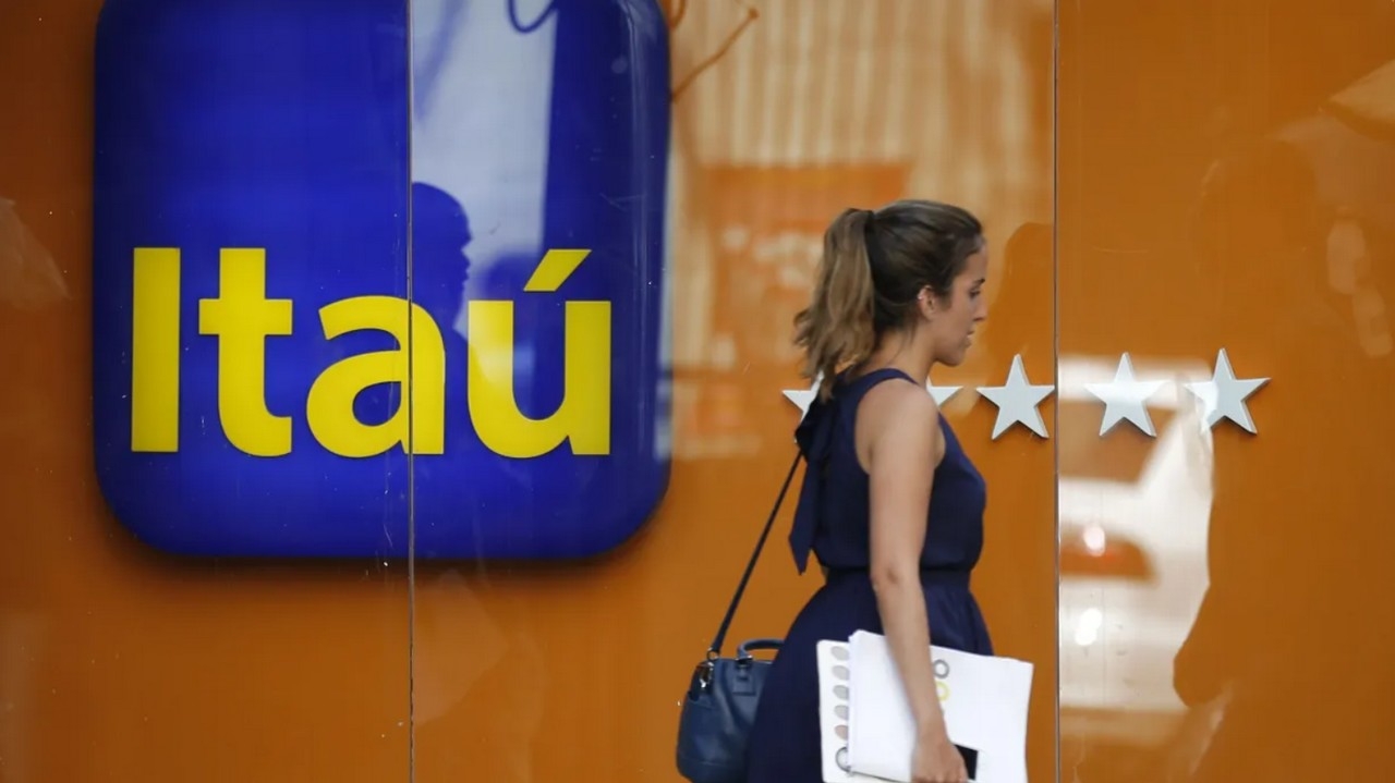 Itaú Unibanco registra aumento expressivo no lucro de 2023