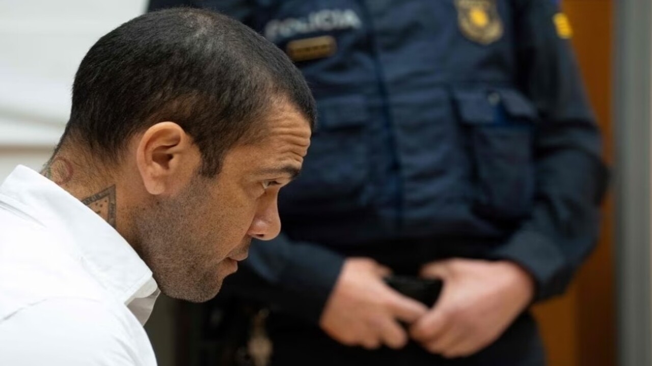 Daniel Alves pode obter direito a regime semiaberto