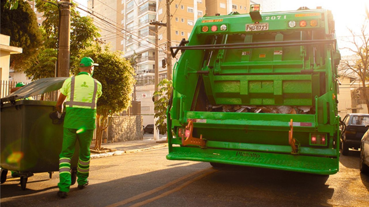 No Brasil, mais de 90% da população tem acesso à coleta de lixo domiciliar