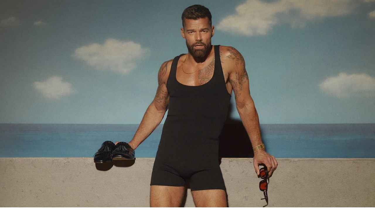 Ricky Martin celebra 25 anos do hit “Livin’ la vida loca”