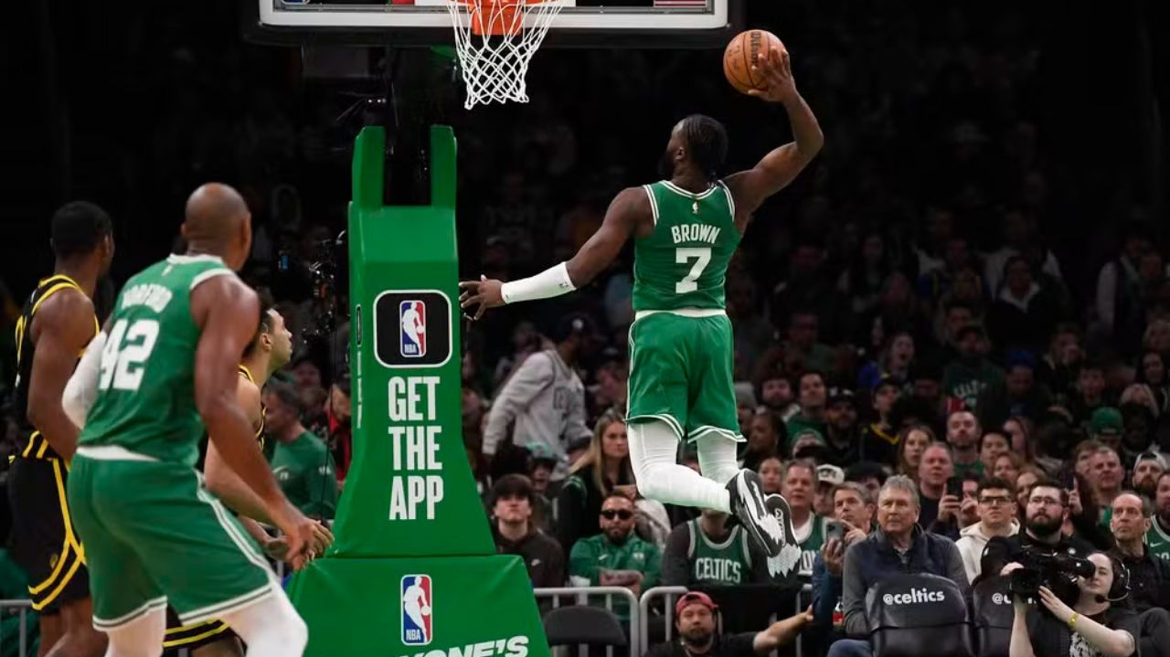 Celtics faz história e alcança feito inédito na NBA ao vencer Warriors