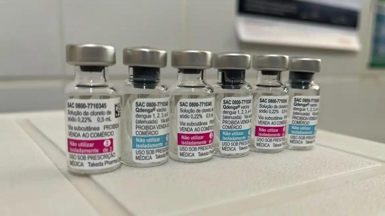 Após baixa procura pela vacina contra dengue, estados brasileiros aumentam faixa-etária