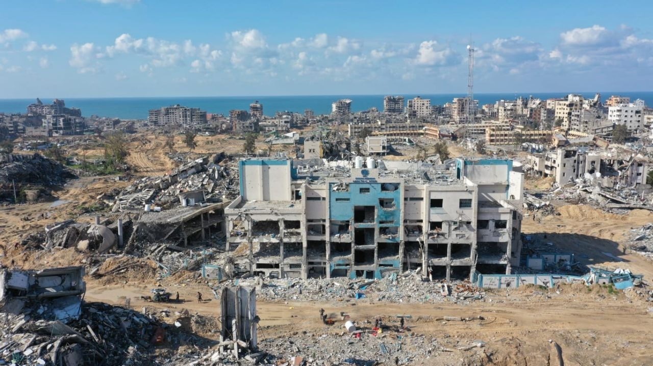 UNRWA enfrenta campanha para minar operações e crise financeira iminente