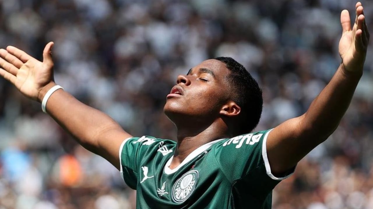 Endrick, do Palmeiras, é apontado como o atacante mais promissor do mundo