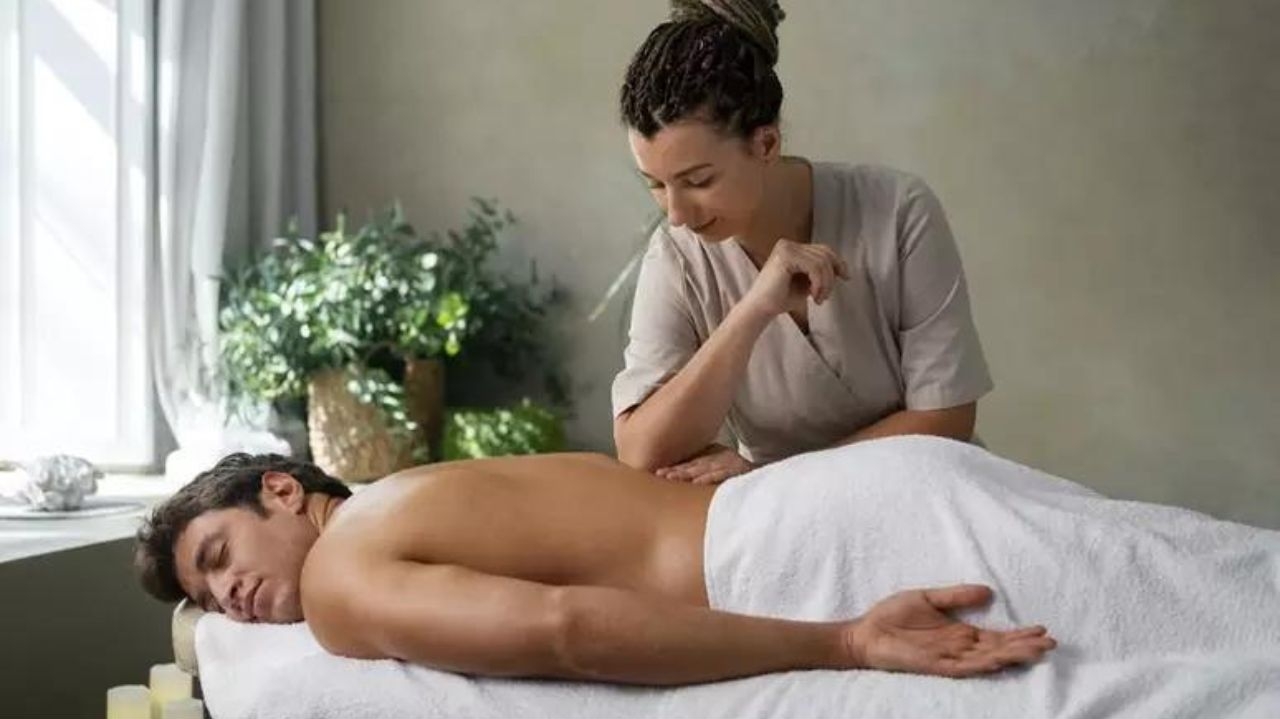 Quando realizar a massagem nuru e para quem é indicado?