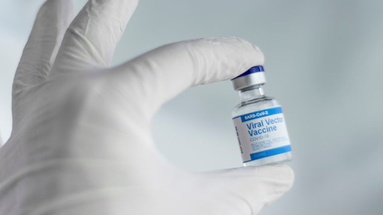 BioNTech anuncia planos para lançar tratamento inovador contra o câncer em 2026