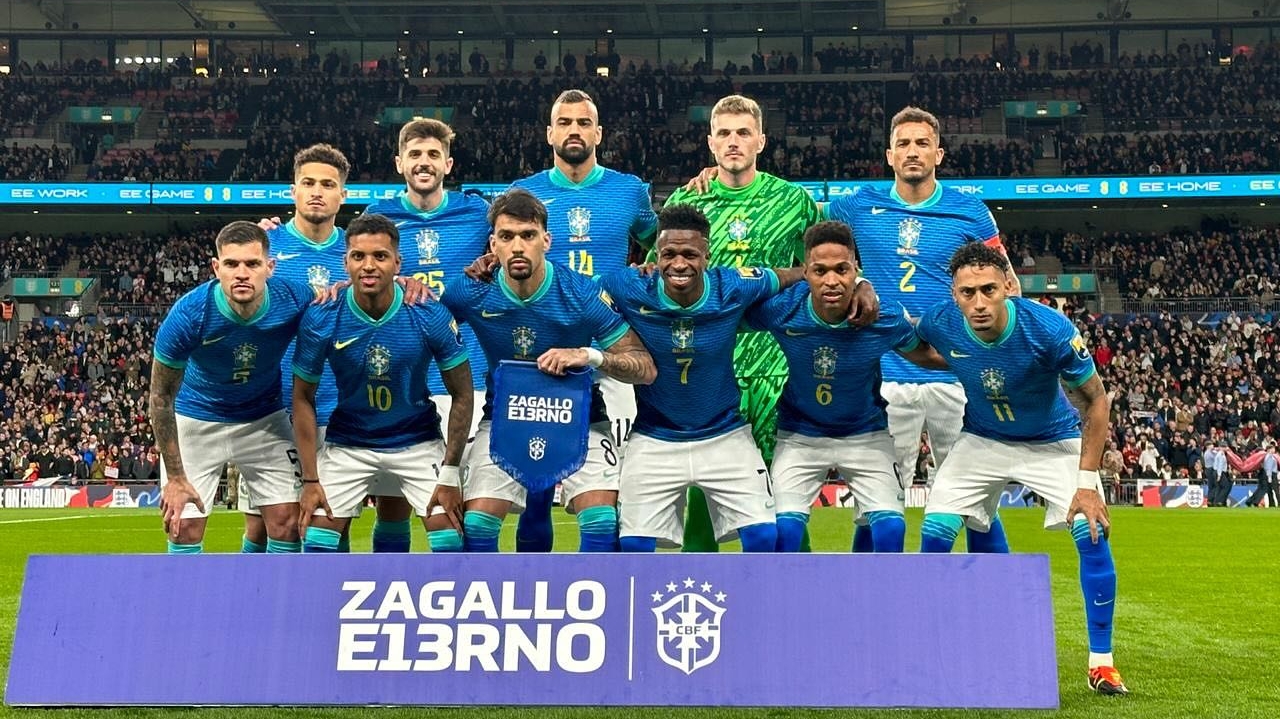 Seleção brasileira vai com os mesmos 11 iniciais do jogo contra Inglaterra para enfrentar a Espanha