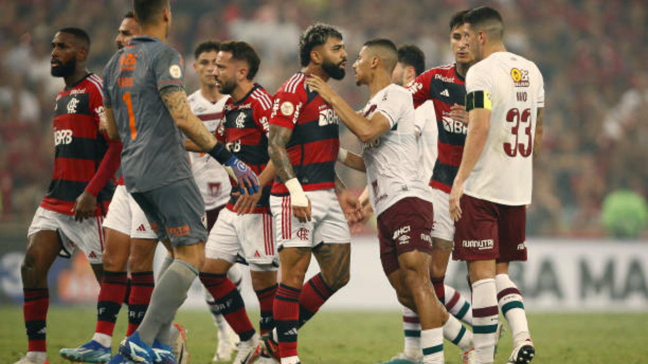 Gabigol: Da Coleta à Suspensão, um ano de polêmicas e declínio  Flamengo