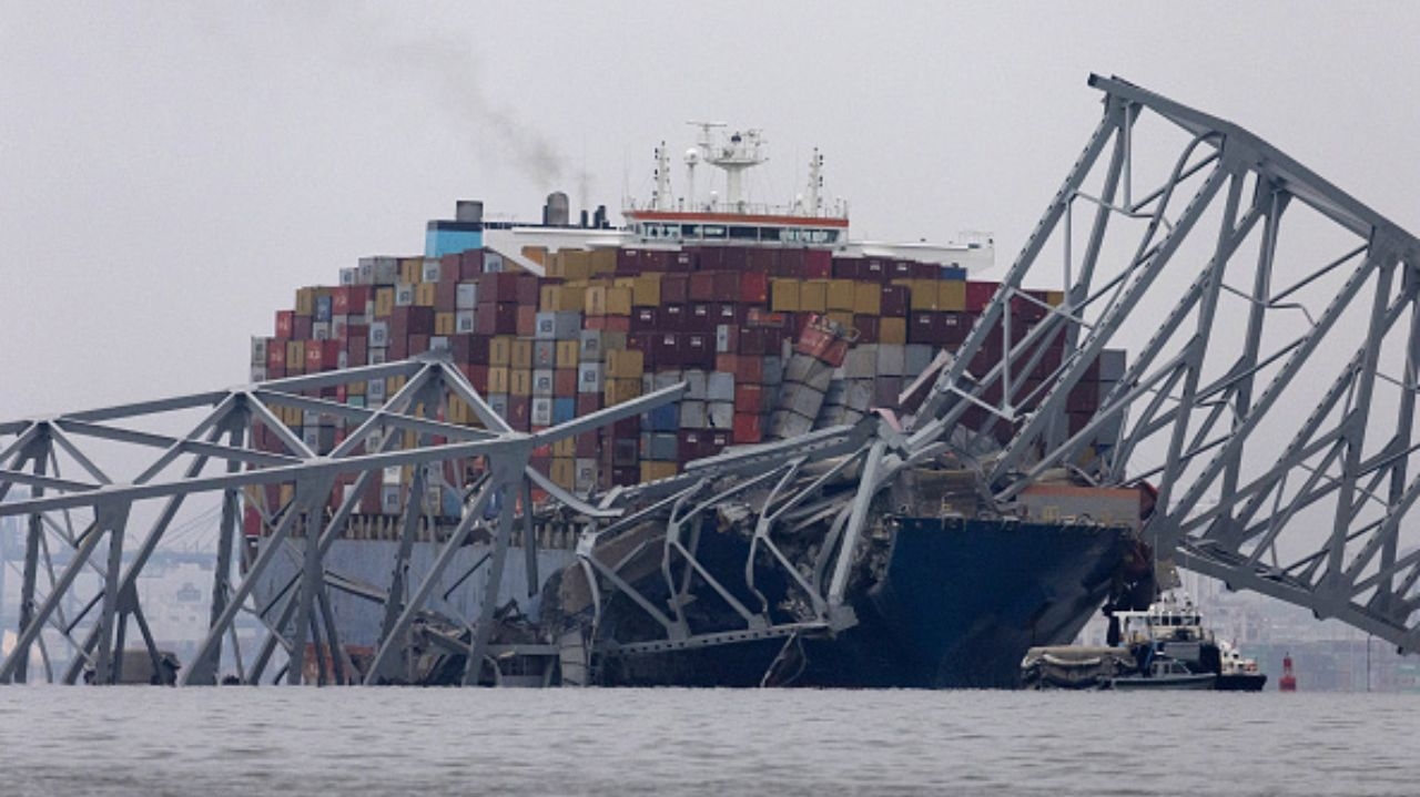 “Caixa Preta” do navio que causou colapso de ponte nos EUA é encontrada