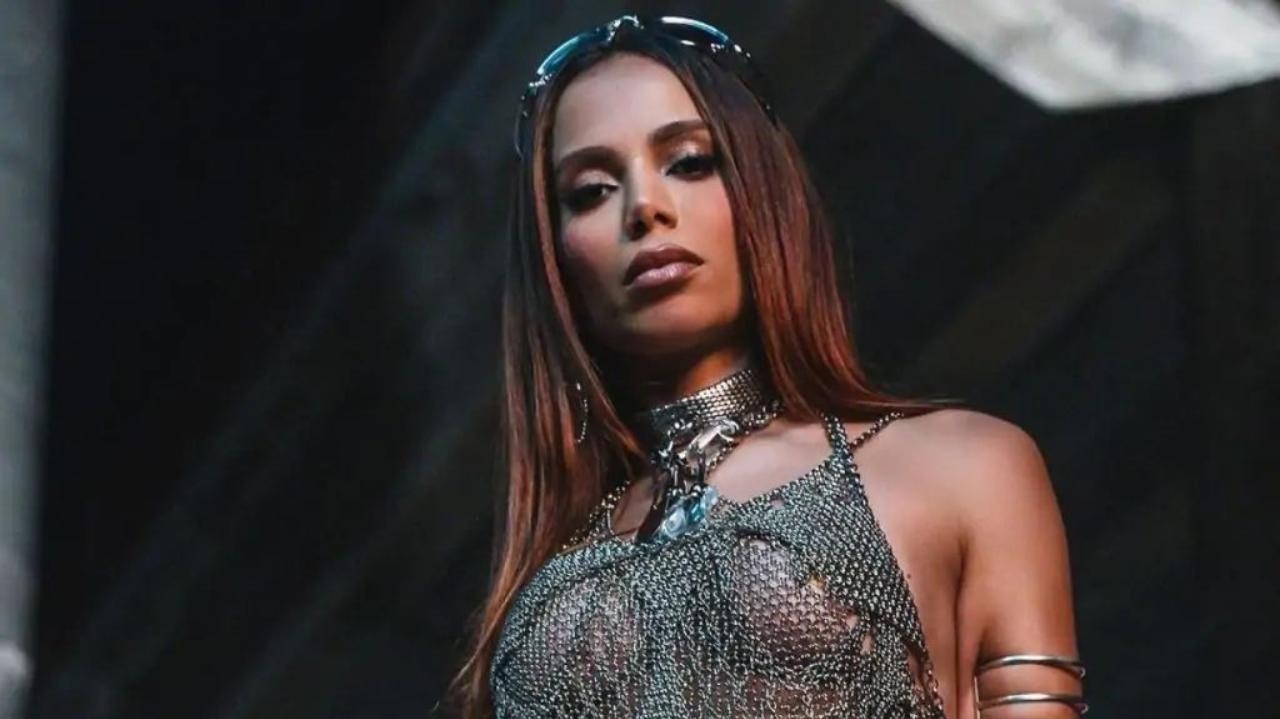 “P*ta Cara”: música inédita de Anitta tem trecho divulgado