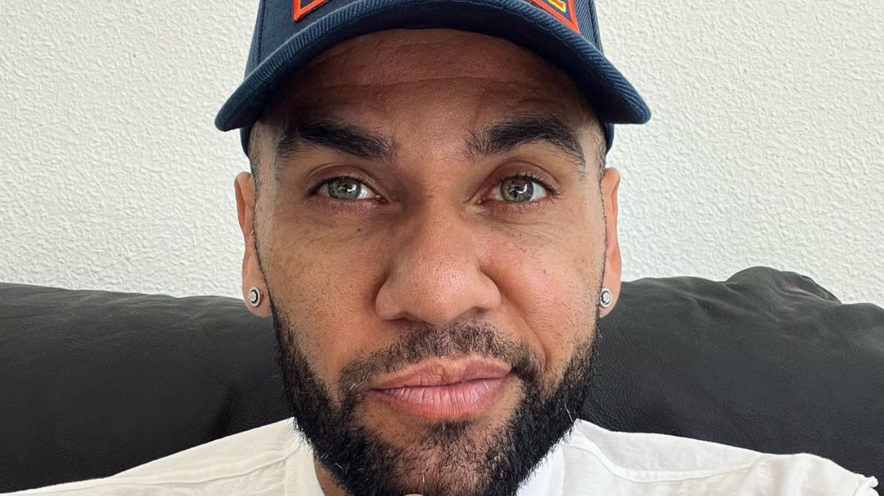 Daniel Alves nega em suas redes sociais que tenha concedido qualquer entrevista