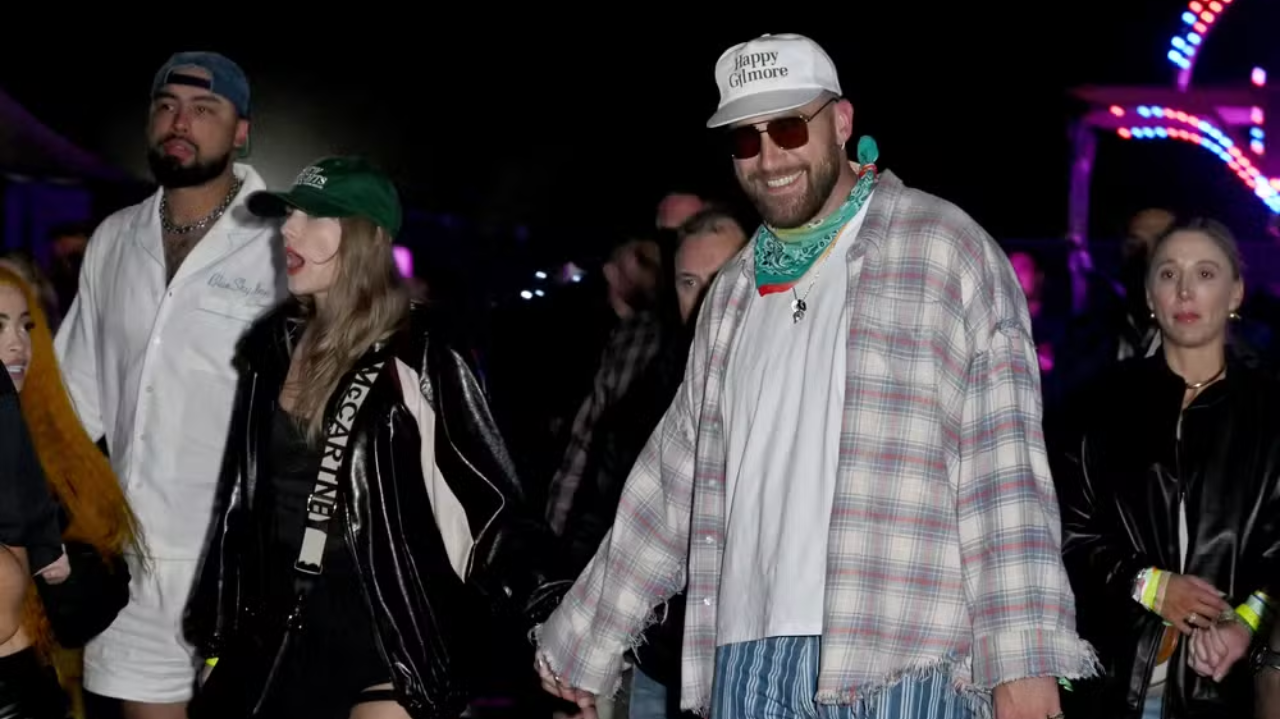 Taylor Swift pede desculpas ao namorado no Coachella
