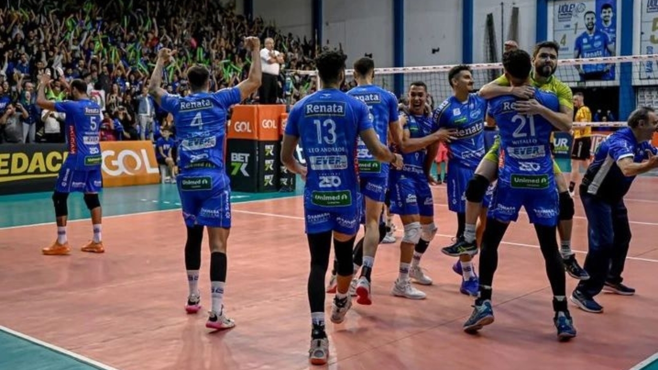 Campinas é o primeiro finalista da Superliga Masculina de vôlei