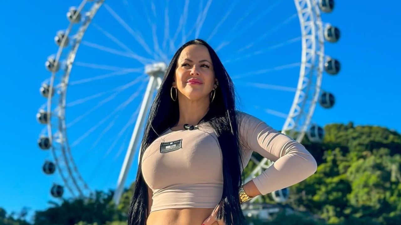FAB investiga voo de helicóptero que fez “chover dinheiro” em Balneário Camboriú
