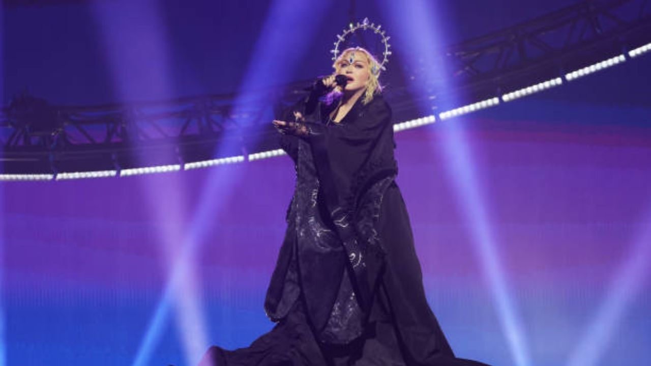 Pabllo Vittar é convidada para performance no show de Madonna, diz jornal