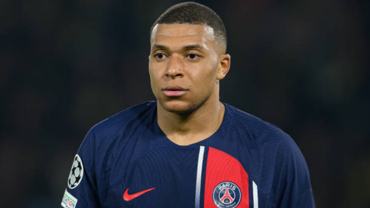 Mbappé é criticado na despedida da Champions pelo PSG