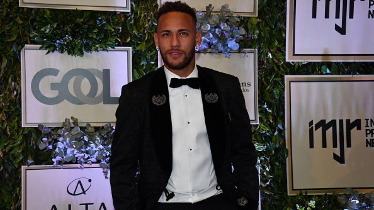 De relógio de Faustão a churrasco com Léo Pereira: os itens insólitos disponíveis no leilão do Neymar