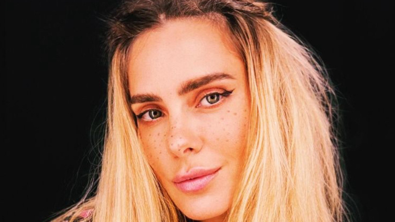 Carolina Dieckmann relembra o luto e relata saudade da mãe