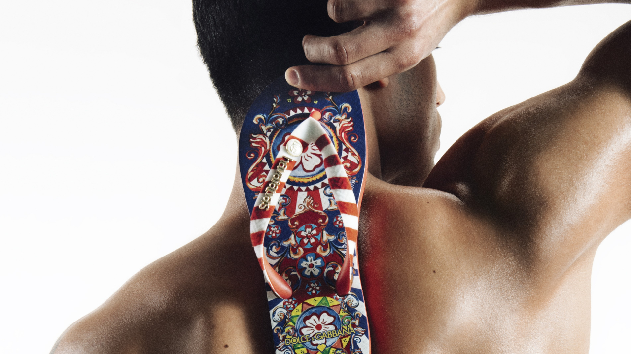 Havaianas faz uma parceria com Dolce & Gabbana para nova coleção