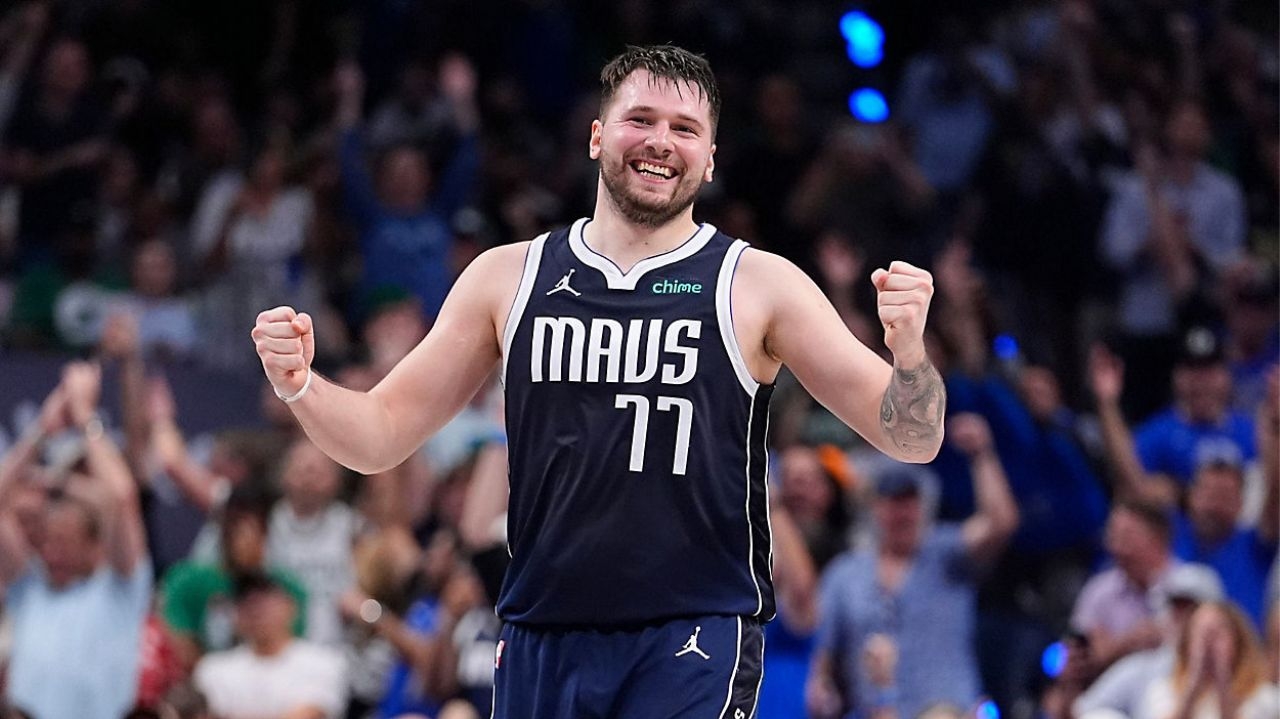 Mavericks mudam estratégia e vencem o Celtics no jogo 4 das finais da NBA