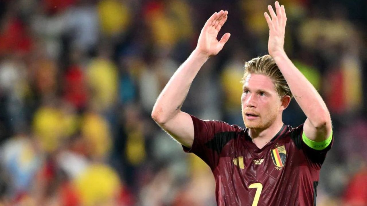 Bélgica vence a primeira na Euro e embola Grupo E
