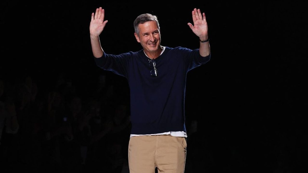 Dries Van Noten se despede das passarelas com coleção marcante