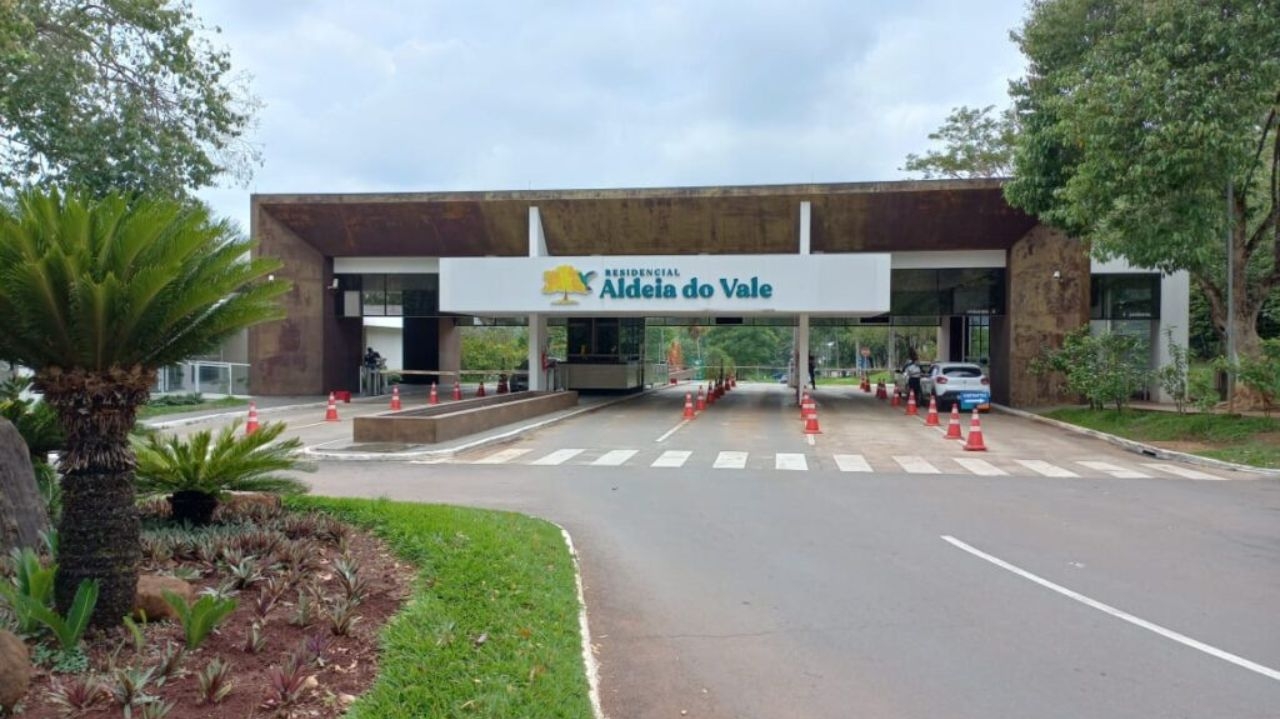 Bandidos roubam condomínio de luxo onde moram Leonardo e Zé Felipe em Goiânia