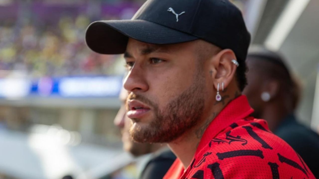 Neymar prestigia estreia da Seleção e se surpreende com saída de Vini Jr.