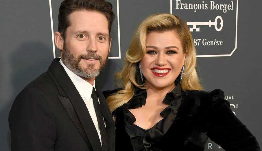 “/Ciúme extremo”/ causado pelo ex foi o motivo do fim do casamento de Kelly Clarkson